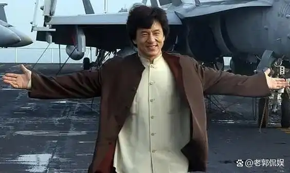 成龙练武术的视频_成龙武术背景训练经历了什么_成龙的武术背景与训练经历